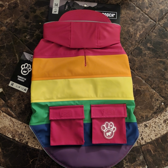 Canada Pooch Torrential Tracker Rainbow Raincoat Size 14"  NWT - Picture 4 of 8